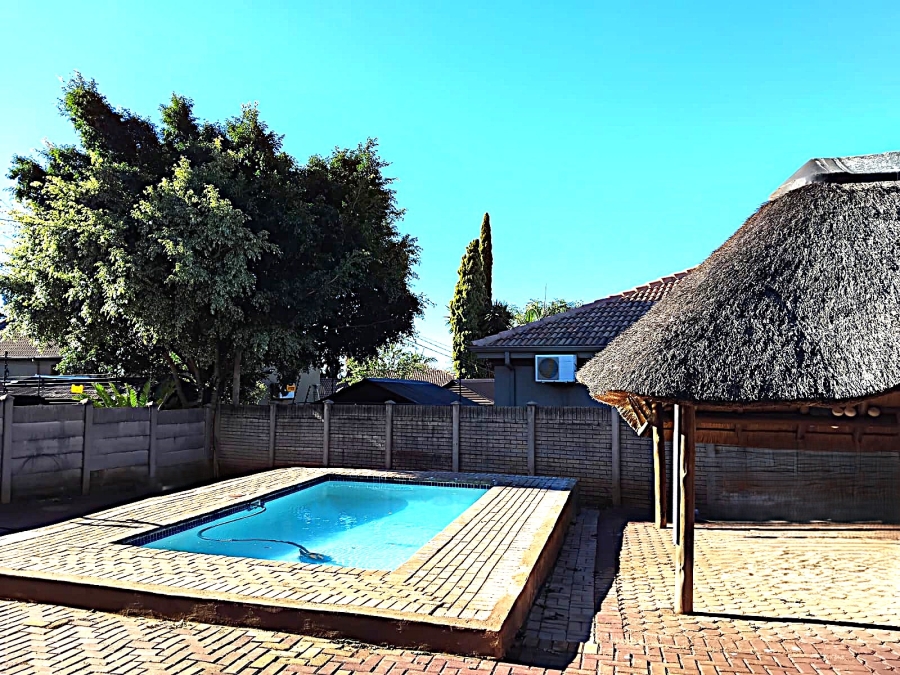 4 Bedroom Property for Sale in Safari Gardens North West